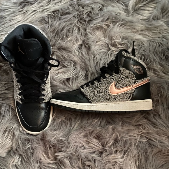 jordans size 5.5 youth